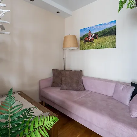 Apartment Klobucka Urban Jungle Studio Warsaw